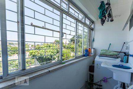 Cozinha de apartamento à venda com 1 quarto, 47m² em Medianeira, Porto Alegre