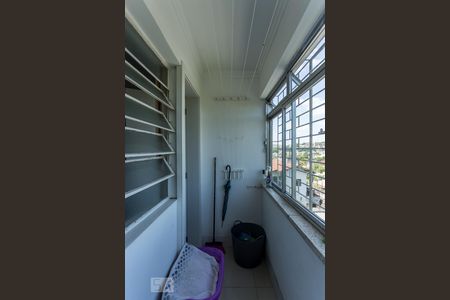 Cozinha de apartamento à venda com 1 quarto, 47m² em Medianeira, Porto Alegre