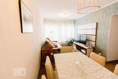 Sala de apartamento para alugar com 2 quartos, 80m² em Vila Hamburguesa, São Paulo