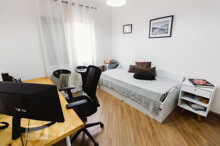 Quarto 01 de apartamento para alugar com 2 quartos, 80m² em Vila Hamburguesa, São Paulo