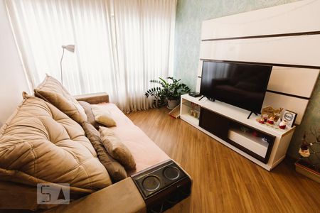 Sala de apartamento para alugar com 2 quartos, 80m² em Vila Hamburguesa, São Paulo