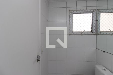 Banheiro de apartamento para alugar com 2 quartos, 48m² em Jardim Modelo, São Paulo