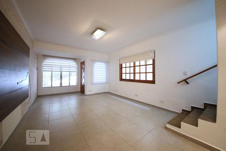 Sala de casa para alugar com 3 quartos, 120m² em Vila Cordeiro, São Paulo