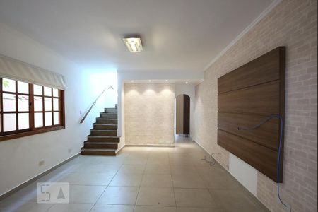 Sala de casa para alugar com 3 quartos, 120m² em Vila Cordeiro, São Paulo