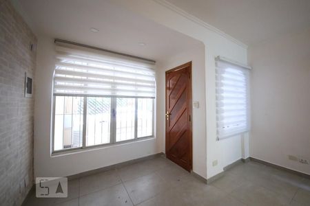 Sala de casa para alugar com 3 quartos, 120m² em Vila Cordeiro, São Paulo