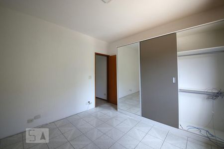 Quarto 1 de casa para alugar com 3 quartos, 120m² em Vila Cordeiro, São Paulo