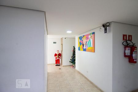 Apartamento à venda com 47m², 2 quartos e 1 vaga Apartamento à venda com 47m², 2 quartos e 1 vagaÁrea comum - Hall de Entrada