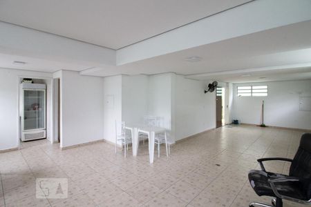 Apartamento à venda com 47m², 2 quartos e 1 vaga Apartamento à venda com 47m², 2 quartos e 1 vagaÁrea comum - Salão de festas