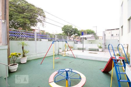 Apartamento à venda com 47m², 2 quartos e 1 vaga Apartamento à venda com 47m², 2 quartos e 1 vagaÁrea Comum - Playground