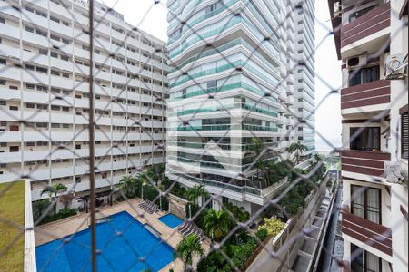 Vista de apartamento para alugar com 1 quarto, 65m² em Gonzaga, Santos