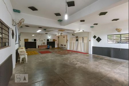 Sala de casa à venda com 3 quartos, 300m² em Vila Nogueira, Campinas
