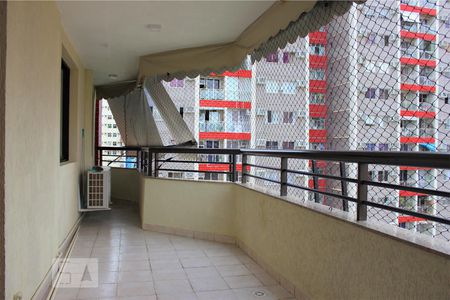 Varanda de apartamento para alugar com 3 quartos, 85m² em Barra da Tijuca, Rio de Janeiro