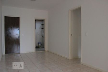 Sala de apartamento para alugar com 3 quartos, 85m² em Barra da Tijuca, Rio de Janeiro