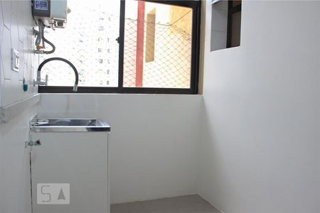 Área de Serviço de apartamento para alugar com 3 quartos, 85m² em Barra da Tijuca, Rio de Janeiro