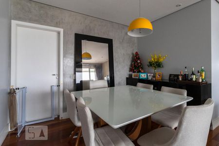 Sala de apartamento à venda com 4 quartos, 140m² em Pinheiros, São Paulo