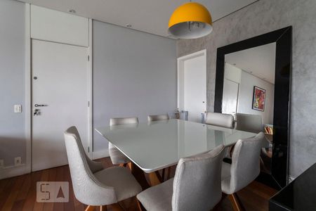 Sala de apartamento à venda com 4 quartos, 140m² em Pinheiros, São Paulo