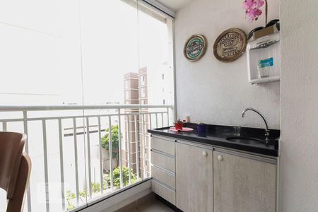 Sacada  de apartamento para alugar com 3 quartos, 61m² em Vila Ema, São Paulo