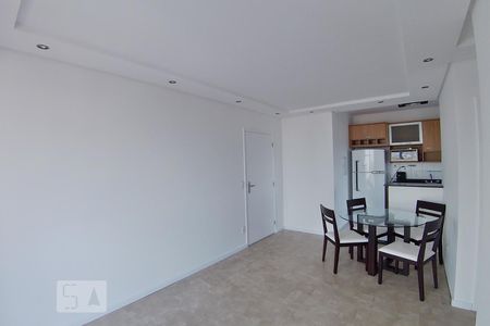 Sala de apartamento para alugar com 2 quartos, 46m² em Chácara Santo Antônio, São Paulo