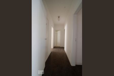 Corredor de apartamento à venda com 2 quartos, 130m² em Cerqueira César, São Paulo