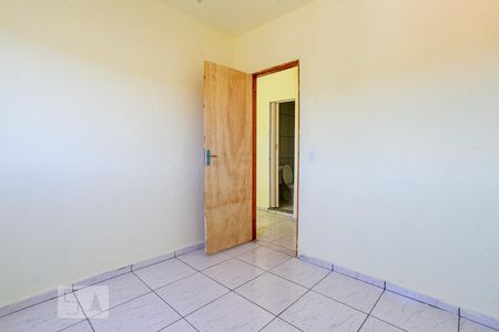 Quarto 1 de casa para alugar com 2 quartos, 75m² em Vila Iorio, São Paulo