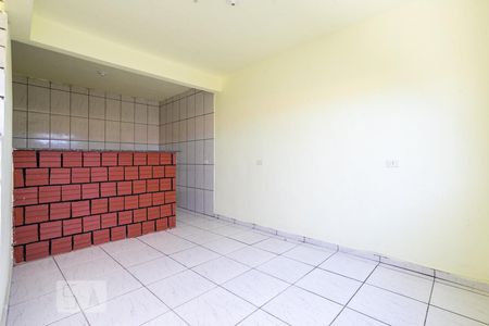 Sala de casa para alugar com 2 quartos, 75m² em Vila Iorio, São Paulo