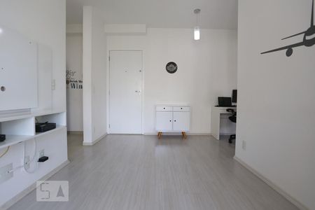 Sala de apartamento à venda com 1 quarto, 41m² em Continental, Osasco