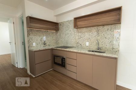 Cozinha de apartamento para alugar com 2 quartos, 59m² em Alto da Lapa, São Paulo