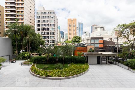 Vista de apartamento à venda com 2 quartos, 137m² em Jardim Europa, São Paulo