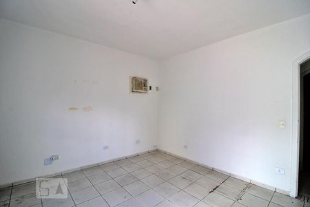 Quarto de casa à venda com 3 quartos, 230m² em Vila Progredior, São Paulo