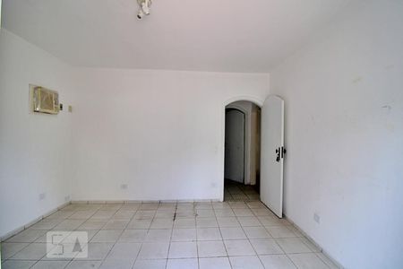 Quarto de casa para alugar com 3 quartos, 230m² em Vila Progredior, São Paulo