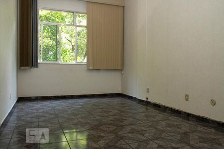 Sala de apartamento para alugar com 2 quartos, 60m² em Vila Isabel, Rio de Janeiro