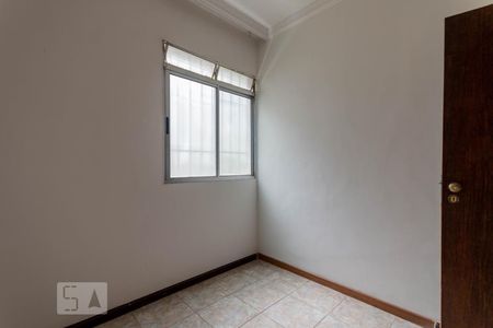 Quarto 2 de apartamento para alugar com 3 quartos, 82m² em Floramar, Belo Horizonte