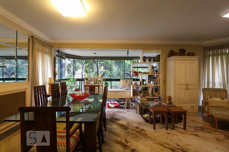 Sala de apartamento à venda com 4 quartos, 165m² em Vila Suzana, São Paulo