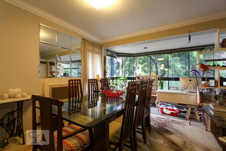 Sala de apartamento à venda com 4 quartos, 165m² em Vila Suzana, São Paulo