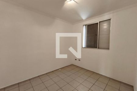Quarto 1 de apartamento para alugar com 2 quartos, 43m² em Vila Pompéia, Campinas