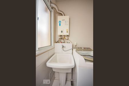 Apartamento à venda com 70m², 3 quartos e 2 vagas Apartamento à venda com 70m², 3 quartos e 2 vagasLavanderia