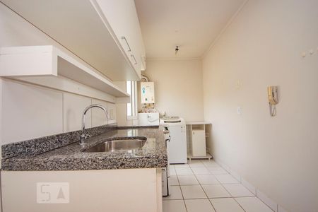 Apartamento à venda com 70m², 3 quartos e 2 vagas Apartamento à venda com 70m², 3 quartos e 2 vagasCozinha