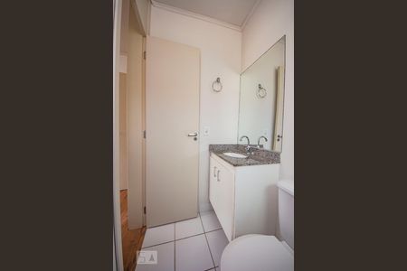 Apartamento à venda com 70m², 3 quartos e 2 vagas Apartamento à venda com 70m², 3 quartos e 2 vagasBanheiro 2 / Quarto 3
