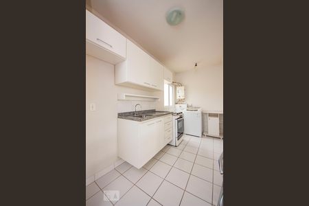 Apartamento à venda com 70m², 3 quartos e 2 vagas Apartamento à venda com 70m², 3 quartos e 2 vagasCozinha