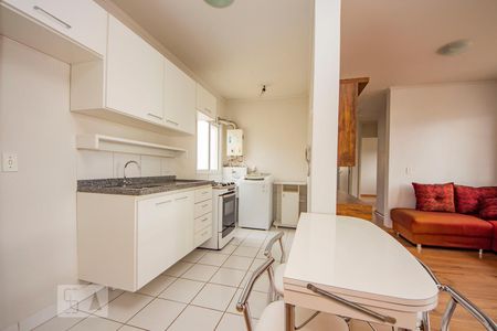 Apartamento à venda com 70m², 3 quartos e 2 vagas Apartamento à venda com 70m², 3 quartos e 2 vagasCozinha