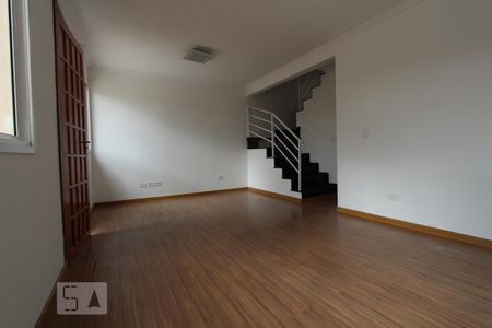Sala de casa de condomínio para alugar com 3 quartos, 75m² em Alto Boqueirão, Curitiba