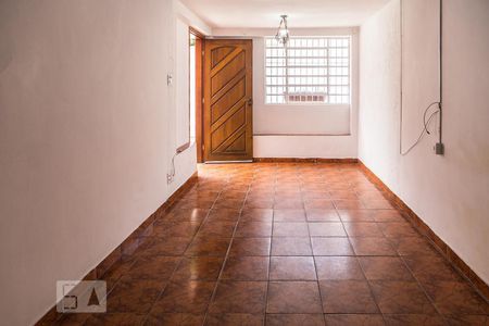 Casa para alugar com 85m², 2 quartos e 1 vagaSala