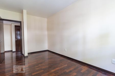 Dormitório de apartamento para alugar com 3 quartos, 142m² em Petrópolis, Porto Alegre