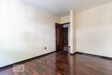 Dormitório de apartamento para alugar com 3 quartos, 142m² em Petrópolis, Porto Alegre