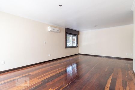 Sala de apartamento para alugar com 3 quartos, 142m² em Petrópolis, Porto Alegre