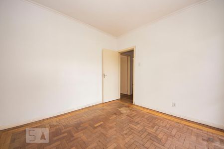 Quarto 1 de apartamento para alugar com 3 quartos, 80m² em Moinhos de Vento, Porto Alegre