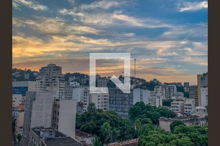 Studio vista da janela de kitnet/studio para alugar com 1 quarto, 35m² em Glória, Rio de Janeiro