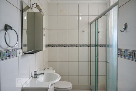 Banheiro de apartamento para alugar com 2 quartos, 70m² em Vila Romana, São Paulo