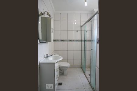 Banheiro de apartamento para alugar com 2 quartos, 70m² em Vila Romana, São Paulo