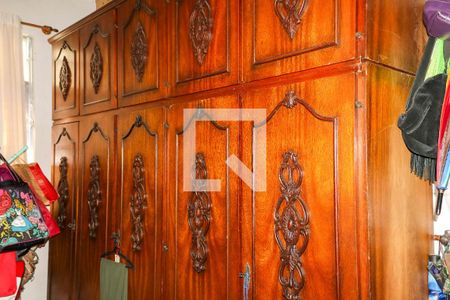 Casa à venda com 500m², 8 quartos e 4 vagas Casa à venda com 500m², 8 quartos e 4 vagasCloset do Quarto 3 - 2º Pavimento